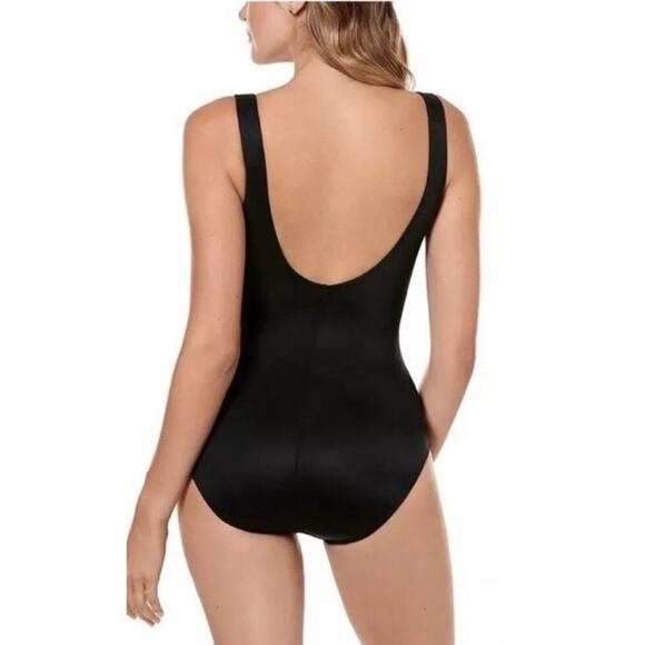 MIRACLESUIT Mayan Stripe Escape One Piece Swimsuit Black White Slimming Size 18 - Picture 3 of 8